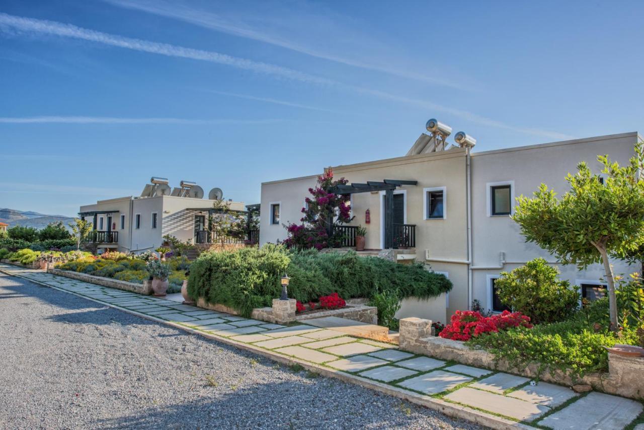 Magnolia Apartments And Studios Фаласарна Екстериор снимка